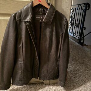 Women’s Eddie Bauer XL Leather Jacket – Stylish and Durable